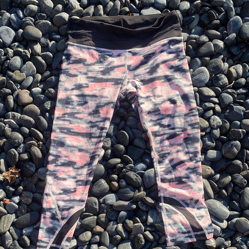 Lululemon cropped leggings
